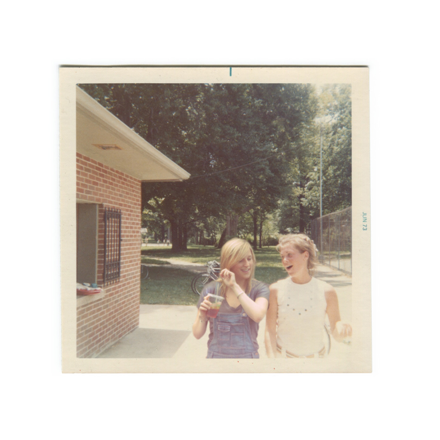 Janiswalking_RX_web_905